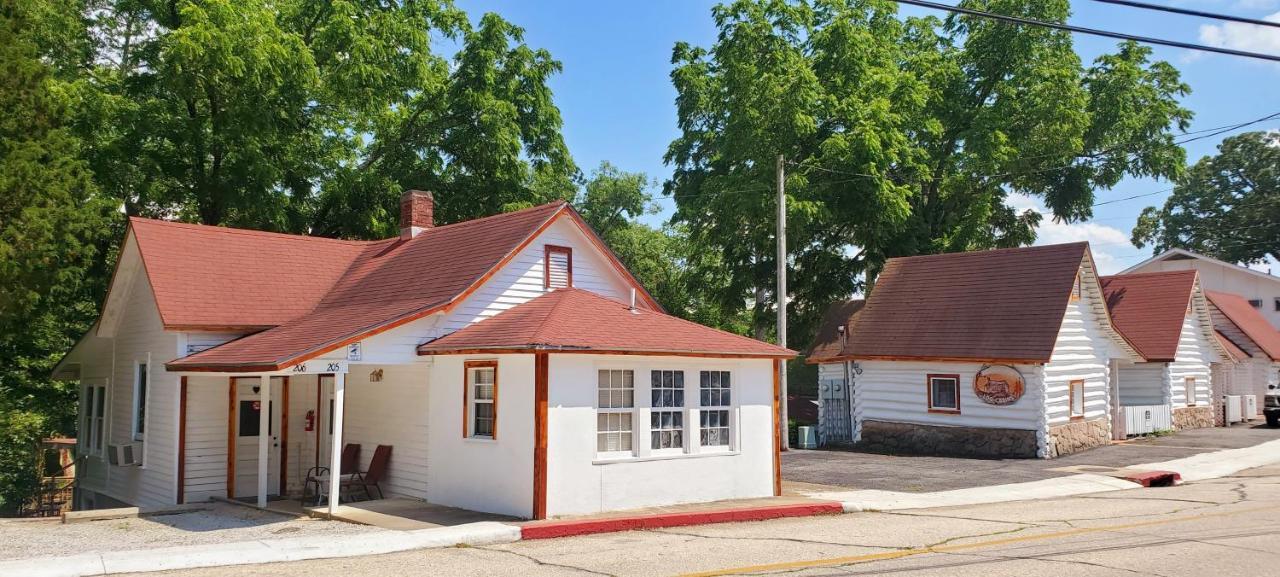 Log Cabin Inn Юрика Спрингс Экстерьер фото