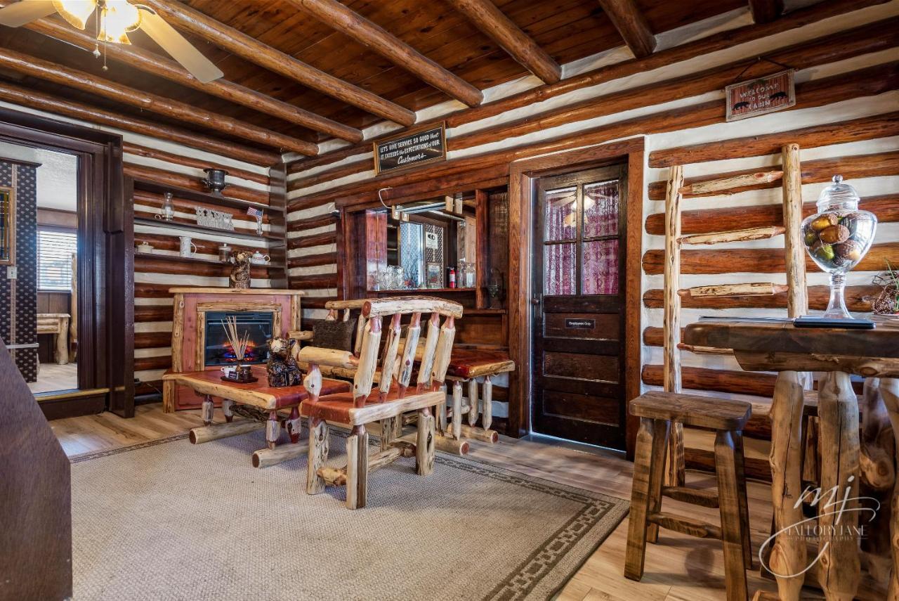 Log Cabin Inn Юрика Спрингс Экстерьер фото